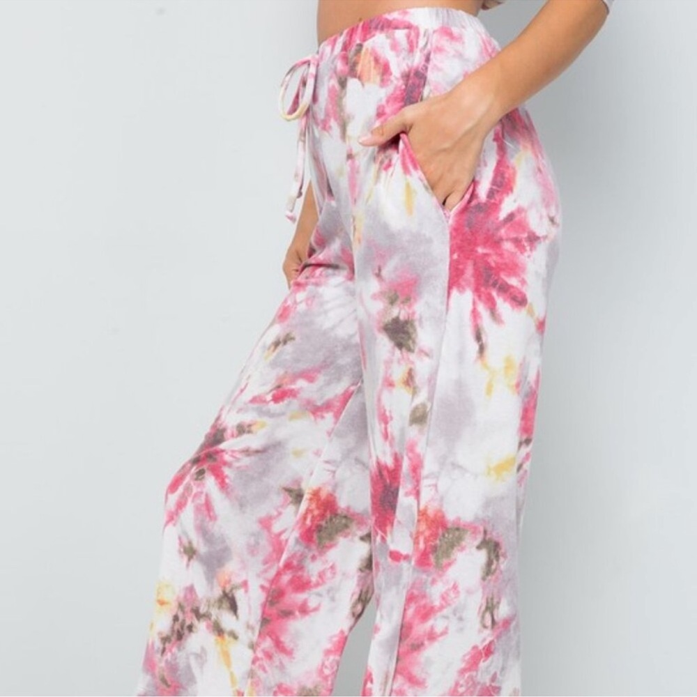 Women's Tie-Dye Cropped Wide Leg Pull On Lounge Pants